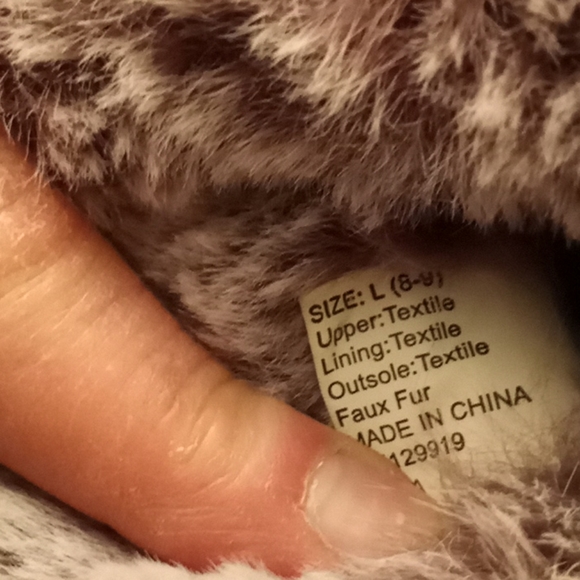 Jessica Simpson faux fur slip-on slippers - Picture 3 of 4